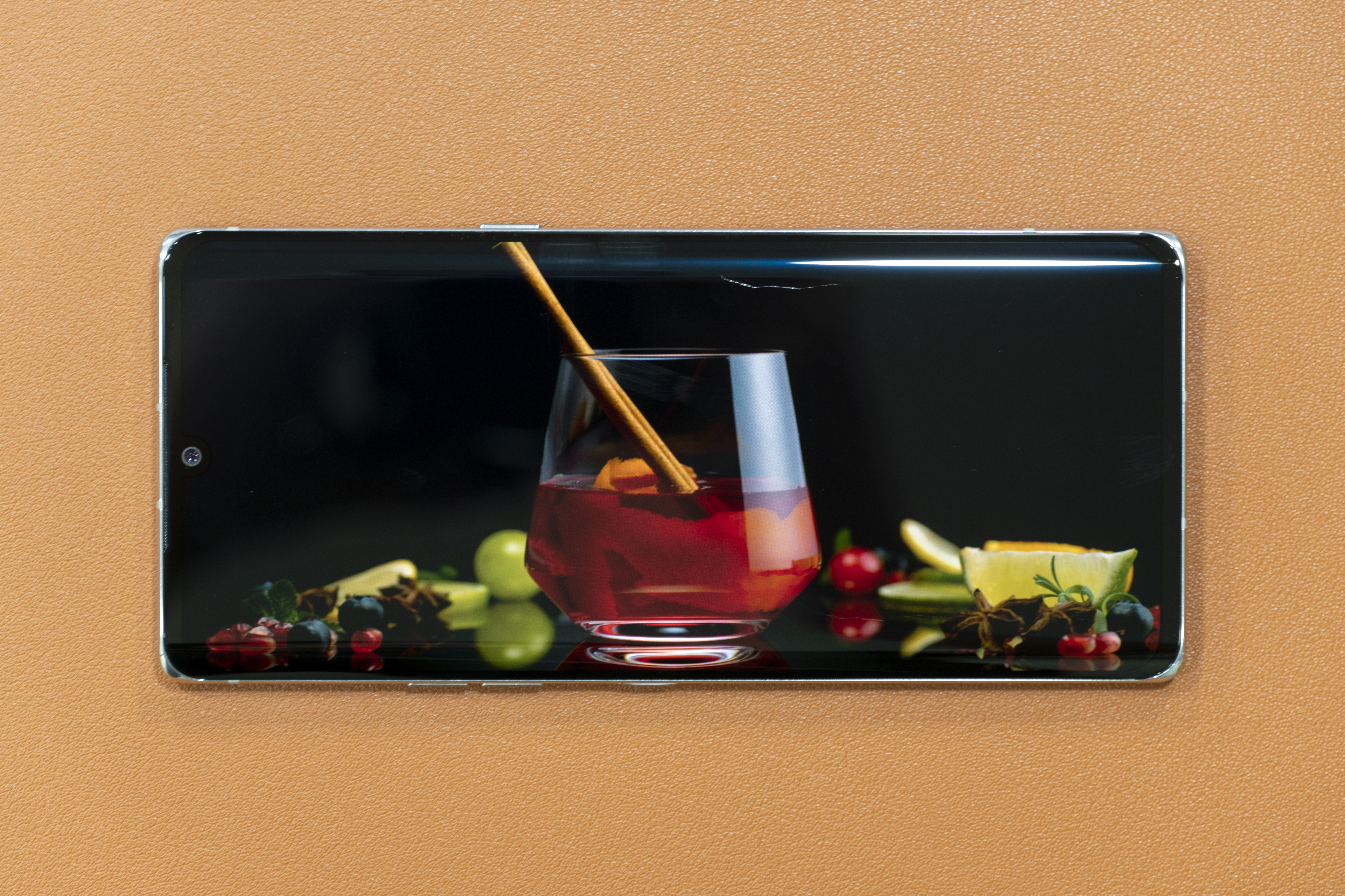 LG벨벳, skt, sk텔레콤, 물방울카메라