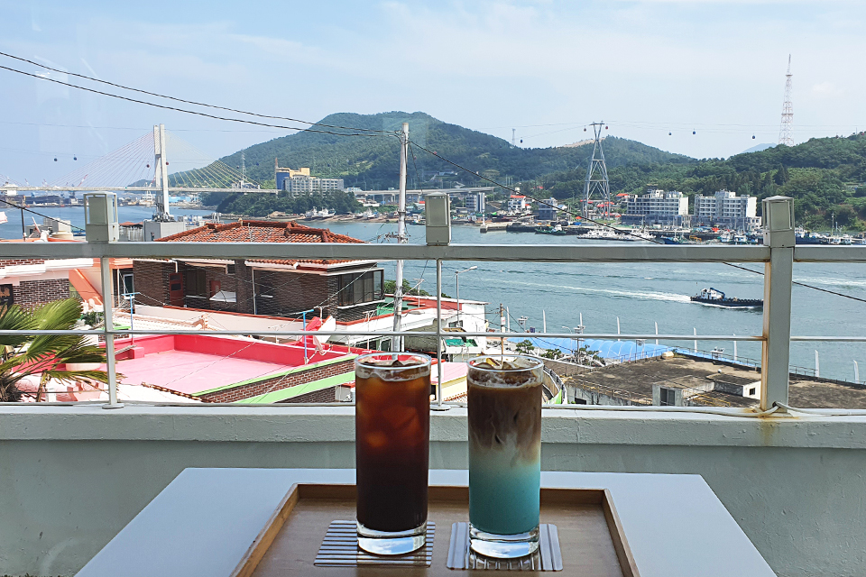 여수맛집, 여수가족여행, 여수가볼만한곳, 여수맛집추천, 여수여행, 고소동천사벽화마을, 여수벽화마을, 카페듀, 여수카페