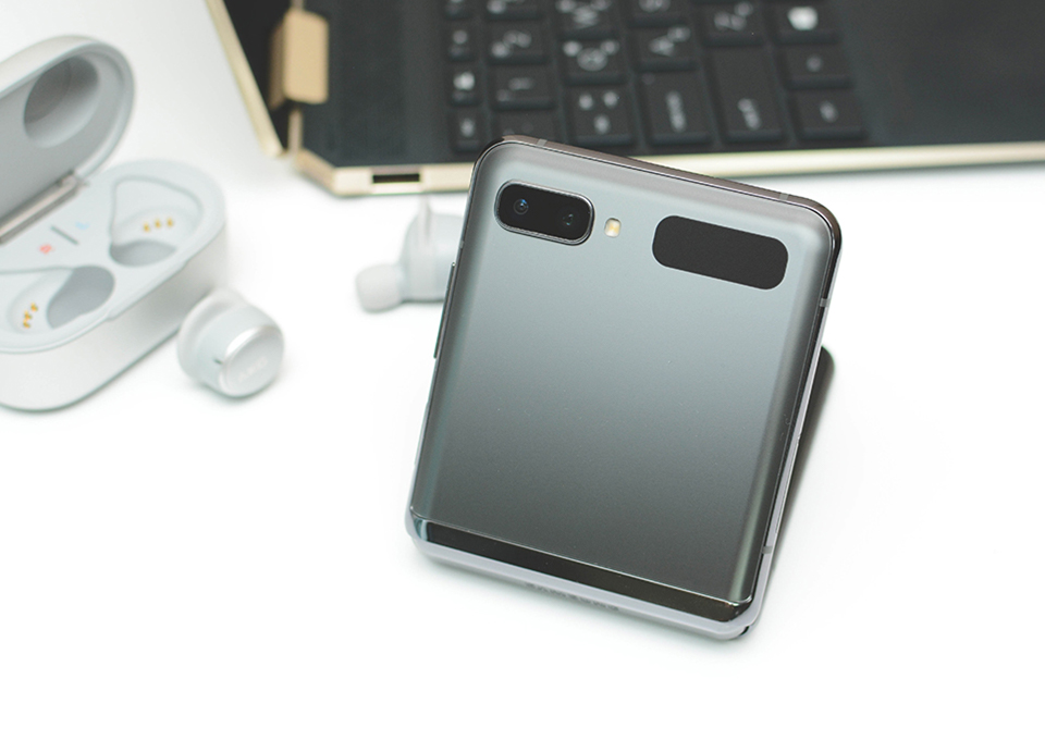 갤럭시Z플립5G, Z플립, 갤럭시플립, 폴더블