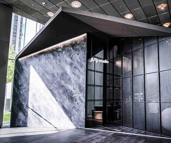 SKT, SK텔레콤, 점프스튜디오, 5G, 콘텐츠왕국, 혼합현실제작소, 5G콘텐츠, 3D홀로그램, 리아킴, 볼류메트릭, 볼류메트릭휴먼, 버추얼밋업