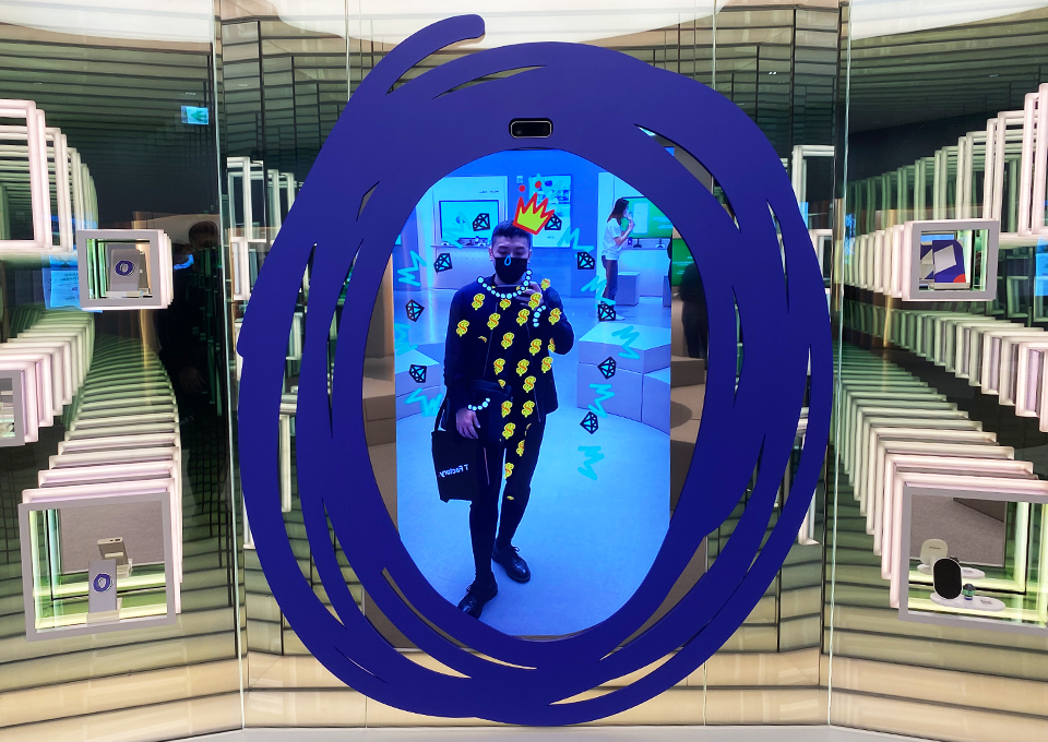 T팩토리, 티팩토리, 스마트폰자판기, 홍대핫플