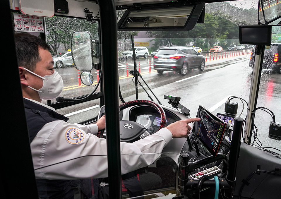 SKT, SK텔레콤, 5GX, 5G, 차세대 지능형 교통 시스템, C-ITS, 자율주행, 자율주행차, 5G ADAS, V2X, 5G기반 V2X, 자율협력주행 테스트베드