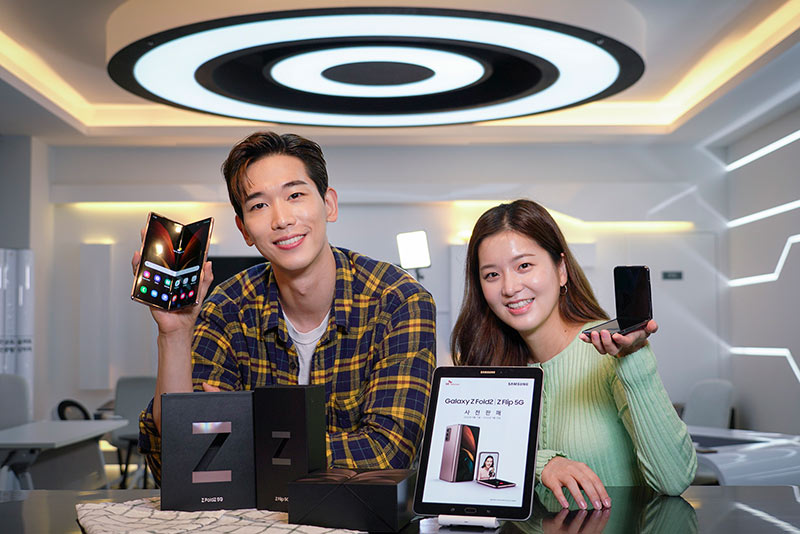 SKT, 갤럭시 Z폴드2·Z플립 5G 예약판매 실시