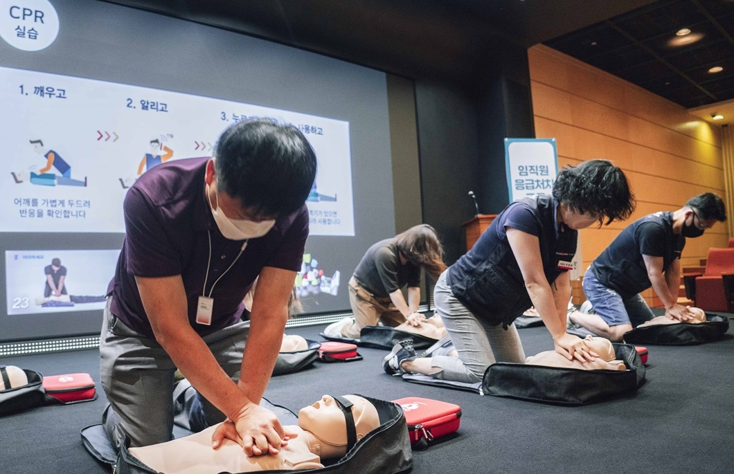 응급처치, 심폐소생술, 안전보건, 구성원교육