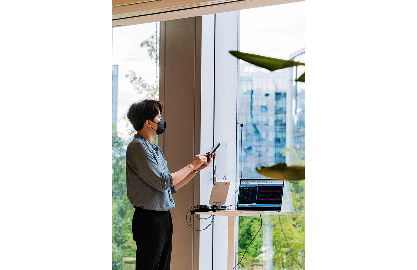 투명안테나, RIS, 5G, 4G, 이동통신, 동우화인켐