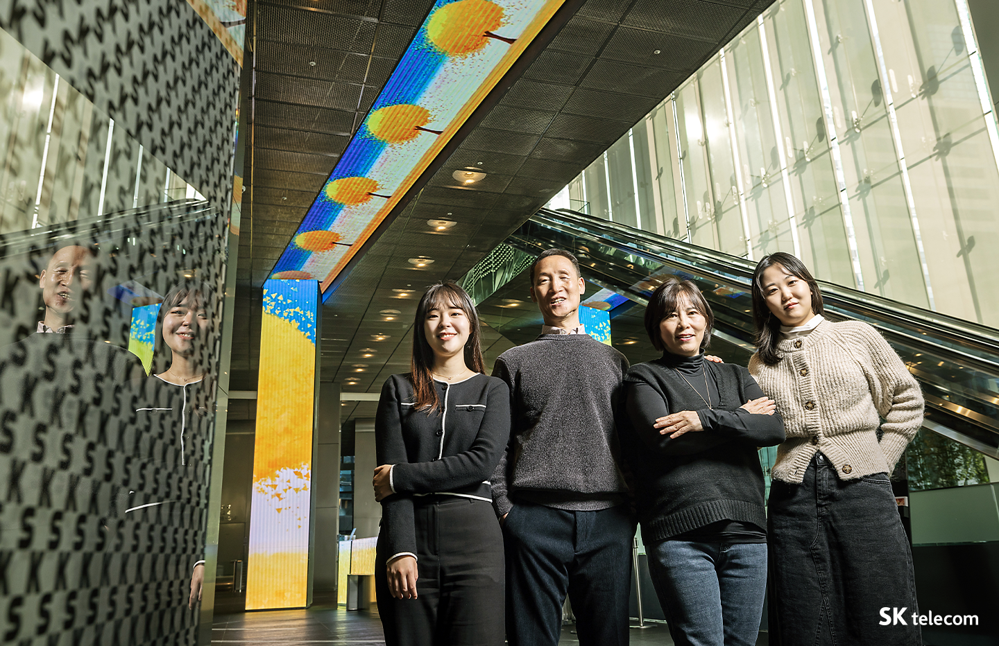 COMO, ESG, 미디어아트, 시각장애예술가, 시각장애인화가, 에이블라인드, 박환, 허은빈, 한희주, 양드림, ablind, SKT타워전시