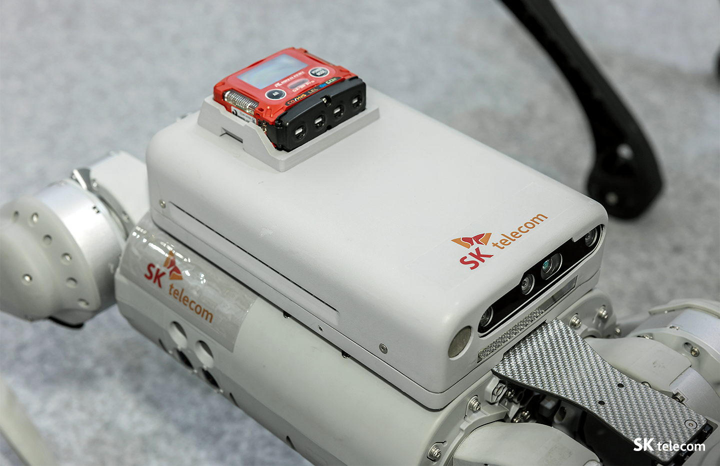 AI로봇키트, AI, 로봇, 5G, 드론, 영상관제, T_live_caster, 영상관제솔루션, 드론_영상, 고화질, 저지연, 통합관제, 가스감지, 열화상카메라