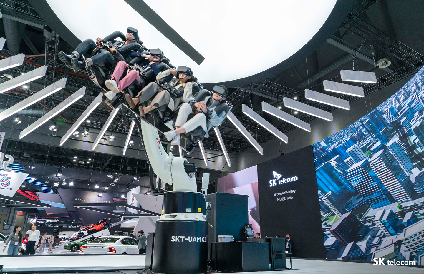 지속가능하고 지능화된 이동 혁명∙∙∙ 서울 모빌리티쇼에서 만나요