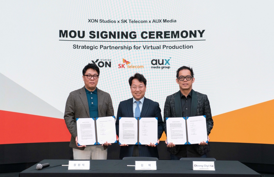 SKT, 버추얼 스튜디오 글로벌 초협력 시동 건다... 엑스온스튜디오-싱가포르 AUX Media와 ‘맞손’