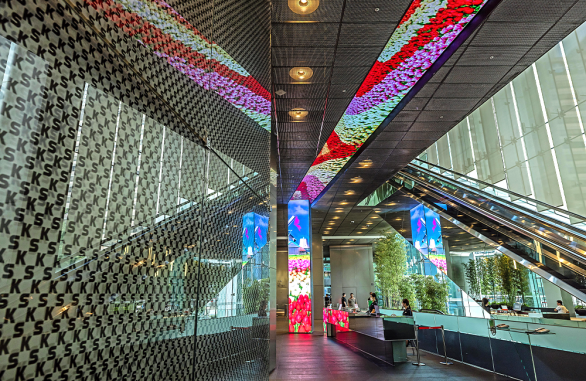 에버랜드 튤립으로 물든 T타워… SKT-에버랜드 미디어아트 상호 교류 협약식