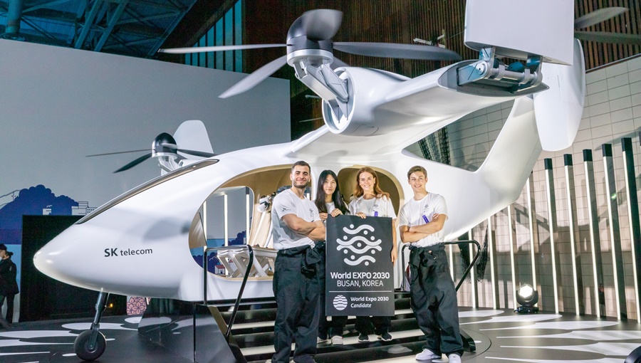 SKT 파리 국제박람회기구 행사장에 2030년 부산 하늘 펼쳐보였다_1_mo