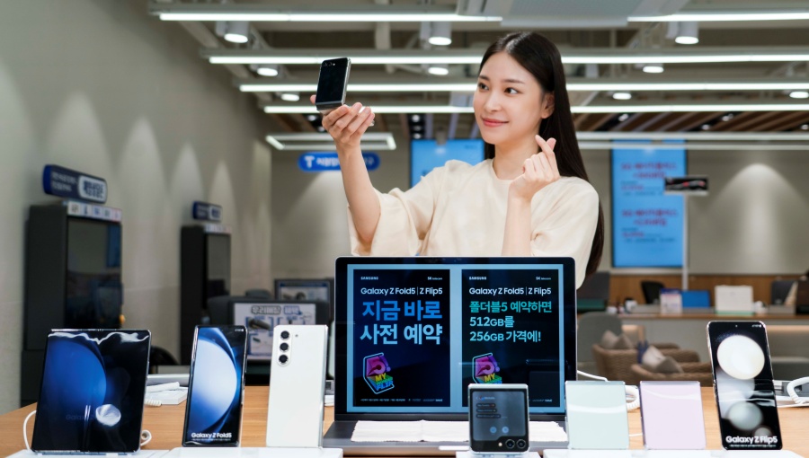 SKT 5 my wonderFlip 갤럭시 Z Fold5 Flip5 예약판매 실시