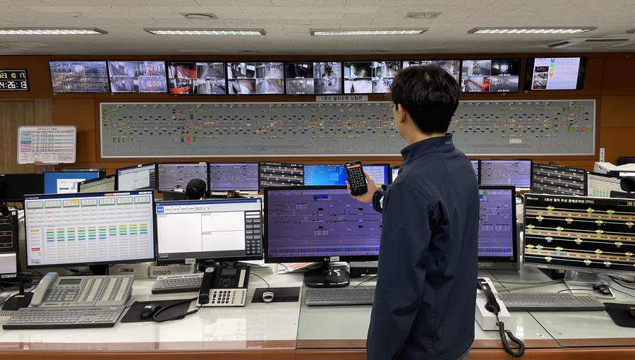 SKT 최신 철도통신망 구축해 부산도시철도 안전운행 지원