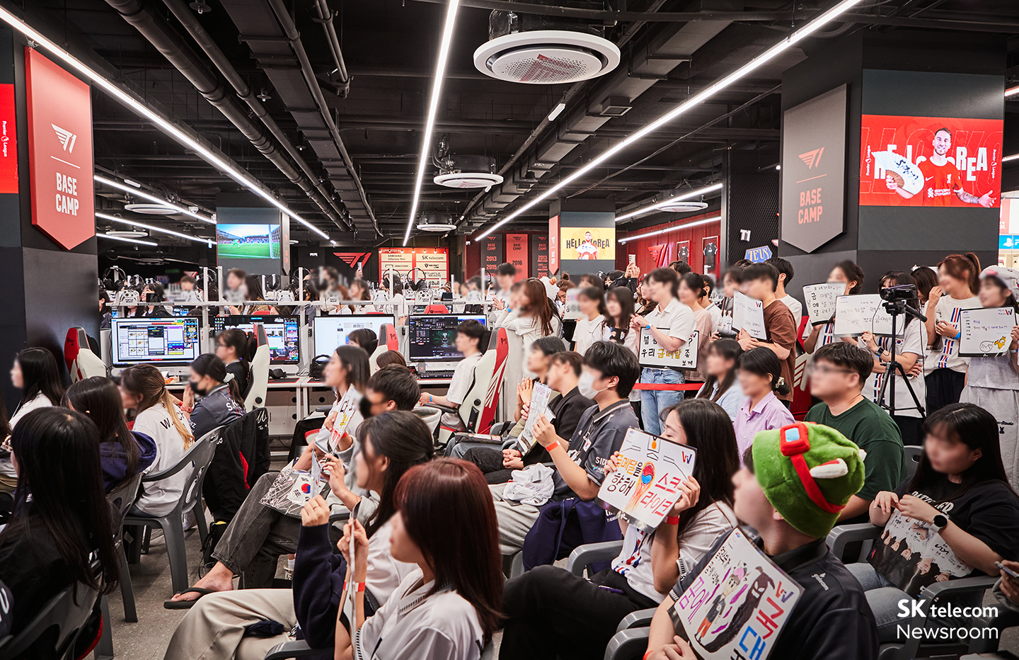 홍대에서 쏘아올린 응원의 함성… 항저우 아시안 게임 LoL 결승전 뷰잉 파티