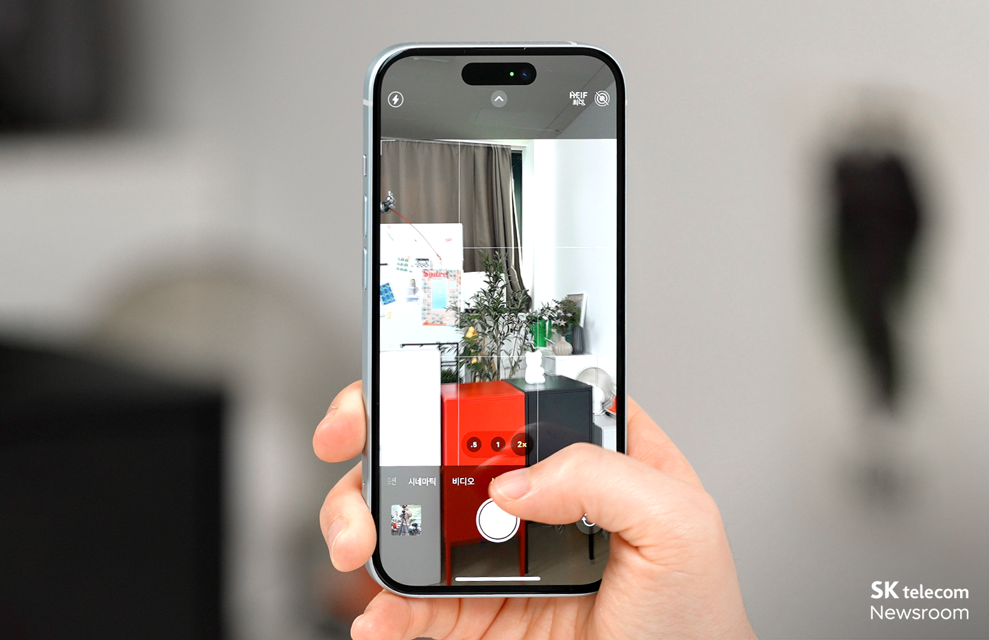 디에디트 “가격·휴대성의 아이폰 15·15 플러스, 망원렌즈 갖춘 15 프로·15 프로 맥스”