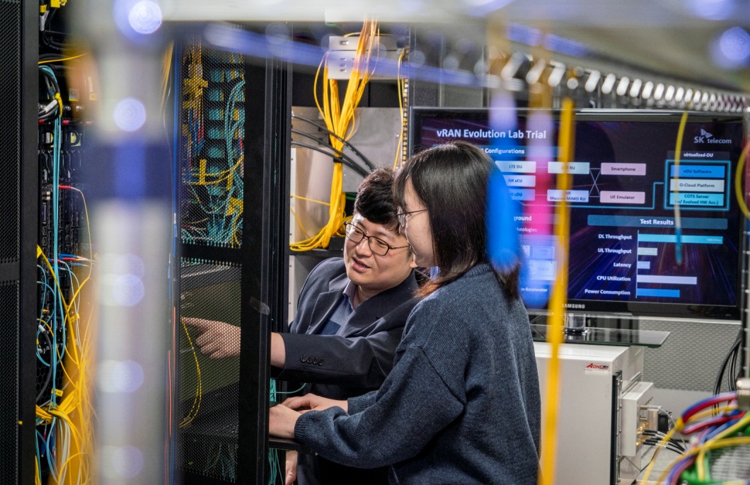 SKT 5G 진화 6G 준비 위한 차세대 가상화 기지국 기술 개발 성공