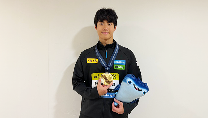 “기록 단축의 원동력 팬들의 응원이죠” 수영 ‘에이스’ 황선우 인터뷰