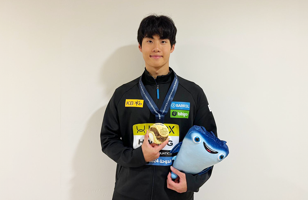 “기록 단축의 원동력 팬들의 응원이죠” 수영 ‘에이스’ 황선우 인터뷰