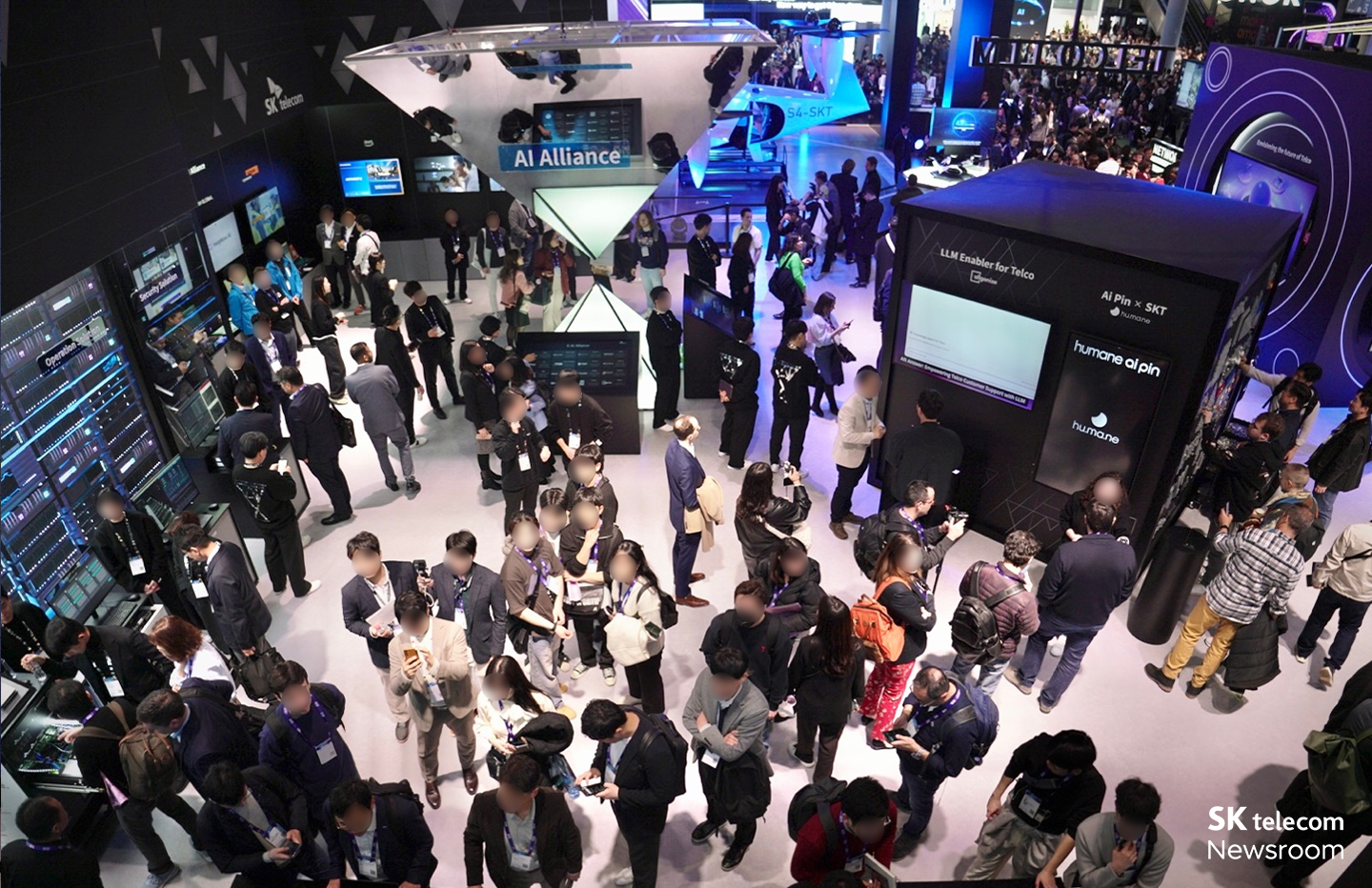 MWC24 글로벌 텔코 AI 초협력으로 여는 미래 MWC24 SKT 부스 소개