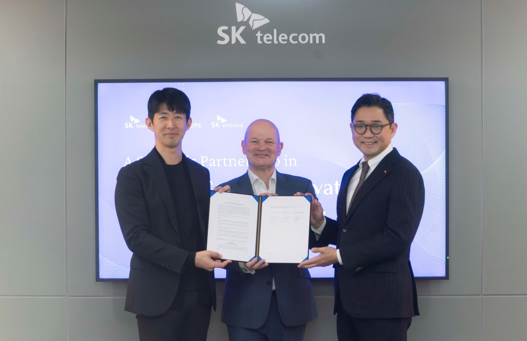 SKT 차세대 AI DC 액체냉각 기술 개발 위한 파트너십 체결