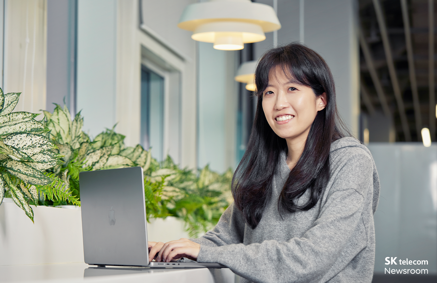세계 여성의 날 AI로 미래를 바꾸는 여성들 SKT 구성원들의 이야기_02
