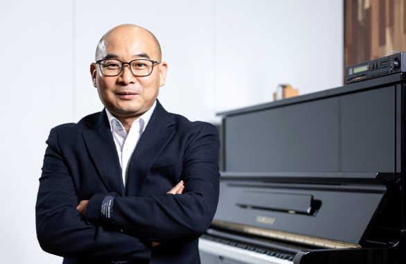 AI 톡터뷰 작곡가 안창욱 교수에게 AI 작곡가 이봄 을 묻다