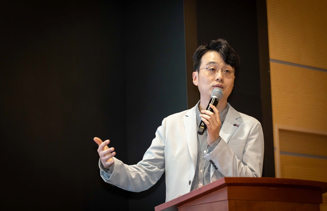 SKT ‘AI 멀티엔진’ 시동… 韓 ‘텔코LLM’ 6월 출격 예정