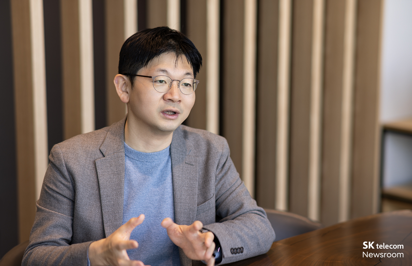 AI 톡터뷰 오건영 금융 전문가에게 AI 자산 관리에 대해 묻다_02