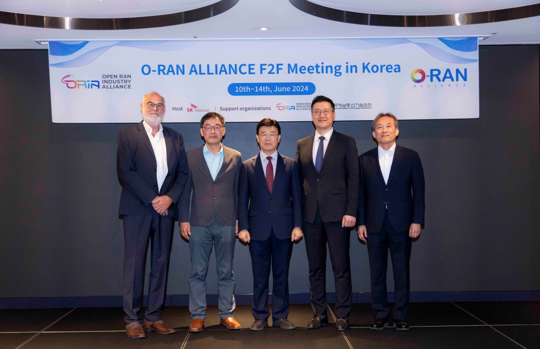SKT 세계 최대 오픈랜 표준회의 개최 AI 유무선 인프라 구조 진화 방향성 제시