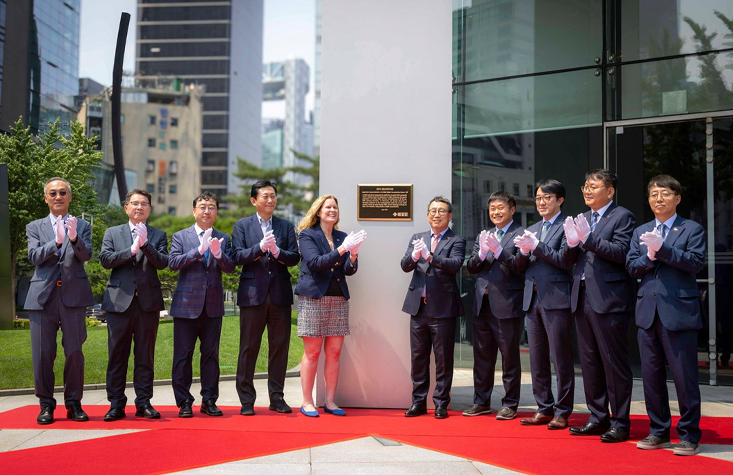 IEEE에게 인정받은 CDMA 상용화 그 히스토리는