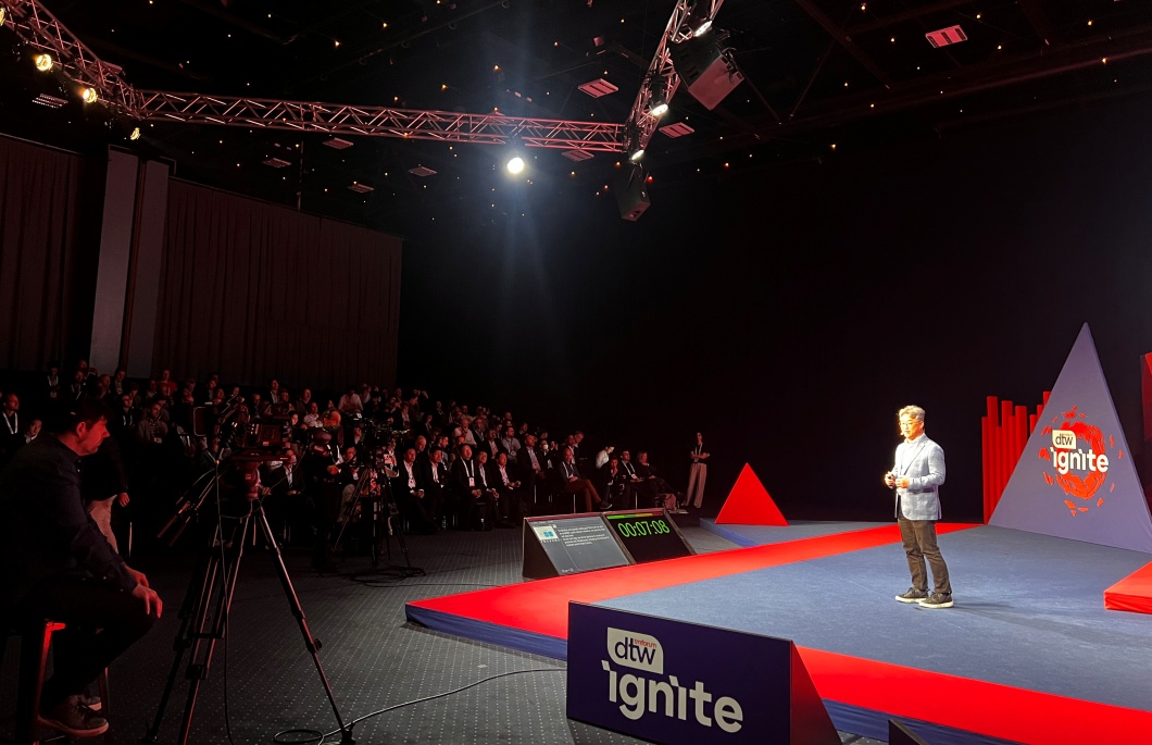 SKT 유영상 CEO 글로벌 통신동맹 ‘원팀’으로 AI 혁신의 길 열어갈 것