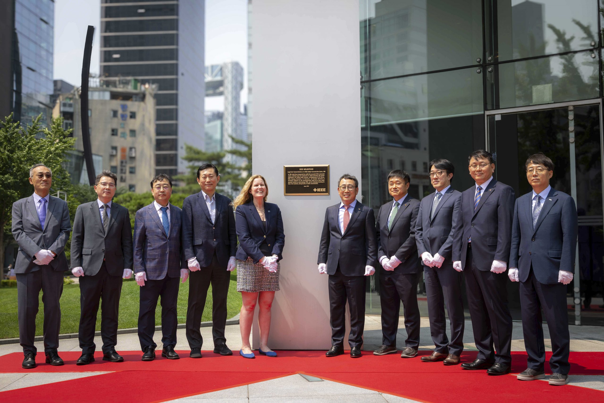 SKT CDMA 상용화 공헌으로 ICT 명예의 전당 등재