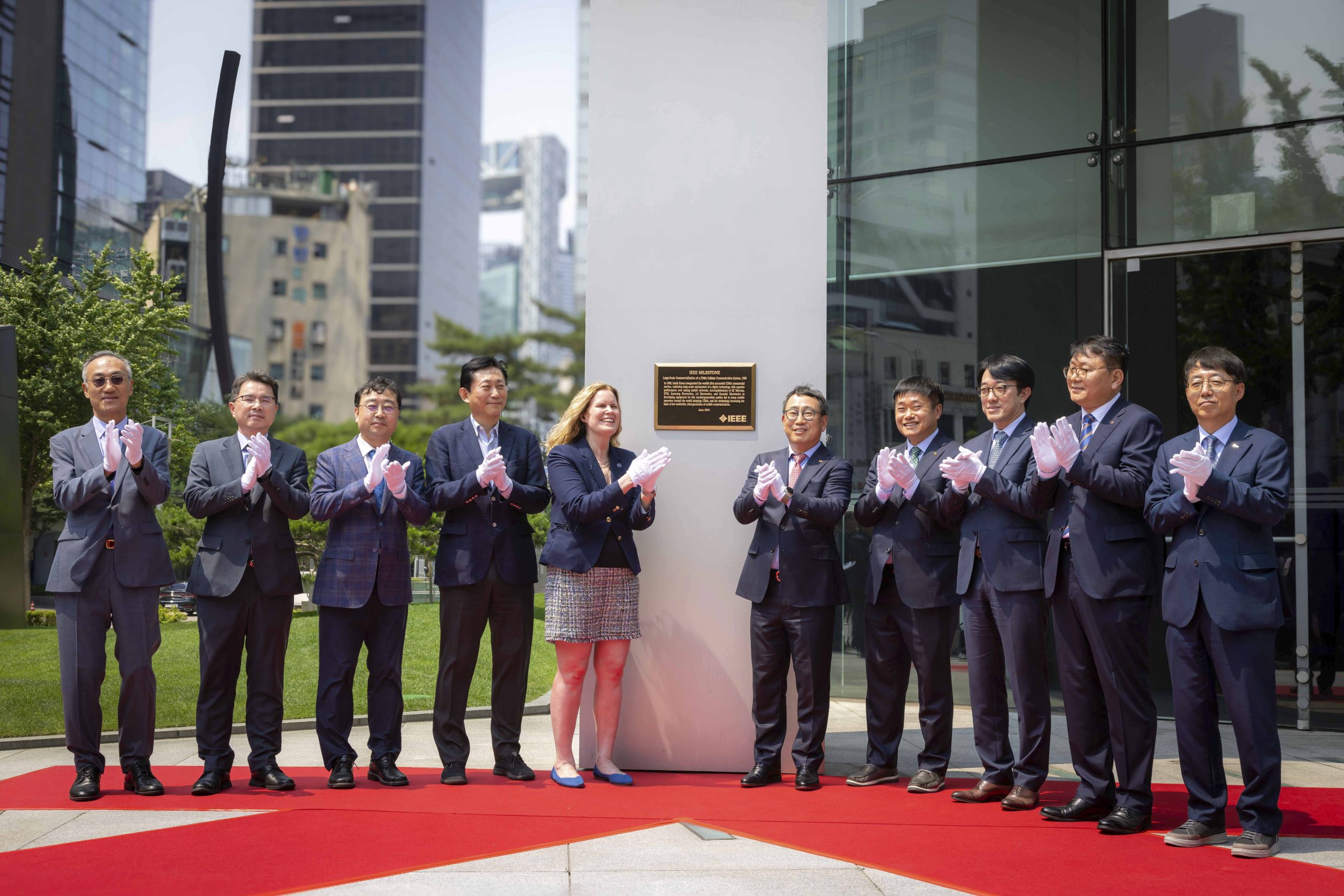 SKT CDMA 상용화 공헌으로 ICT 명예의 전당 등재