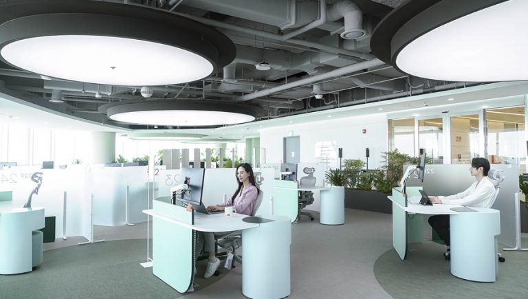 SKT Opens Sphere to Innovate Work Environment_mo