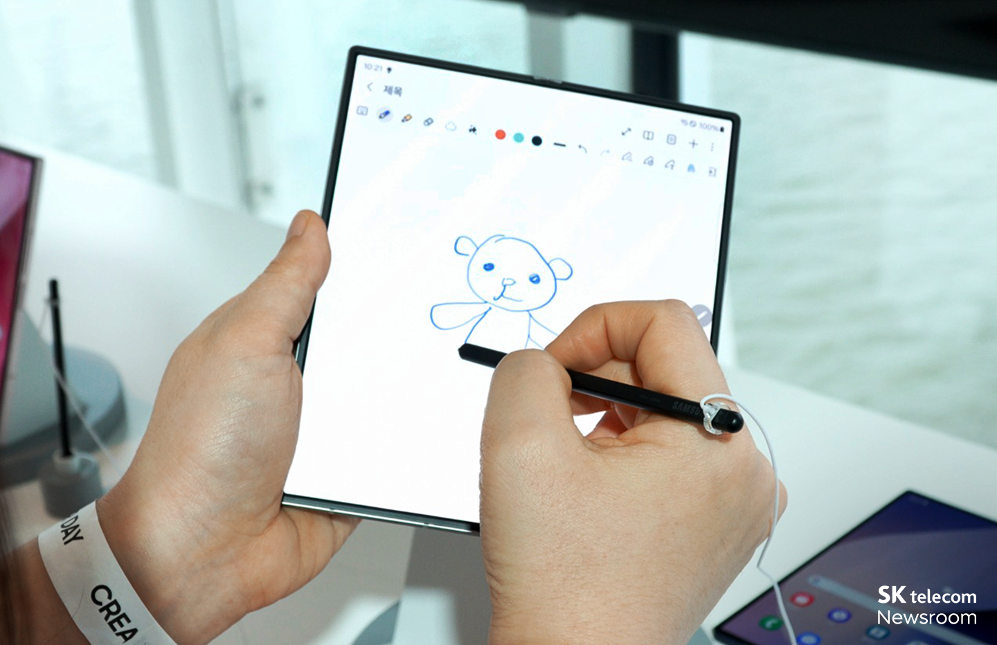 디에디트 “무조건 ‘플립’파였는데 이번엔?” 갤럭시 Z 폴드6·플립6 리뷰