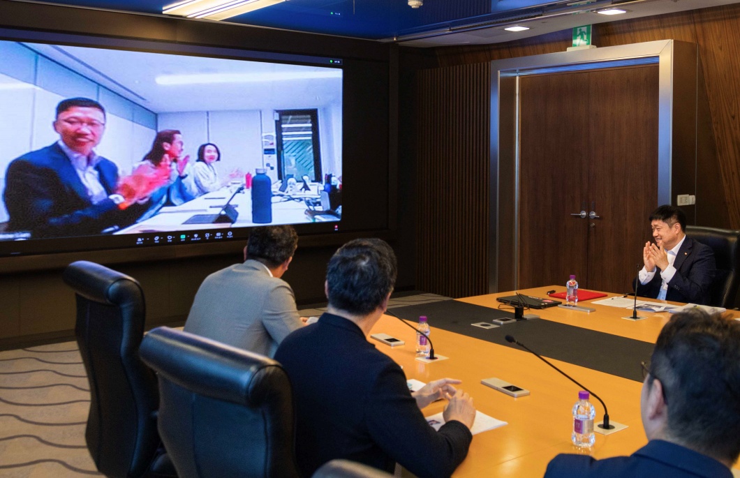 SKT 싱텔과 네트워크 기술 협력 MOU 글로벌 통신사들과 협력해 AI 혁신 가속화