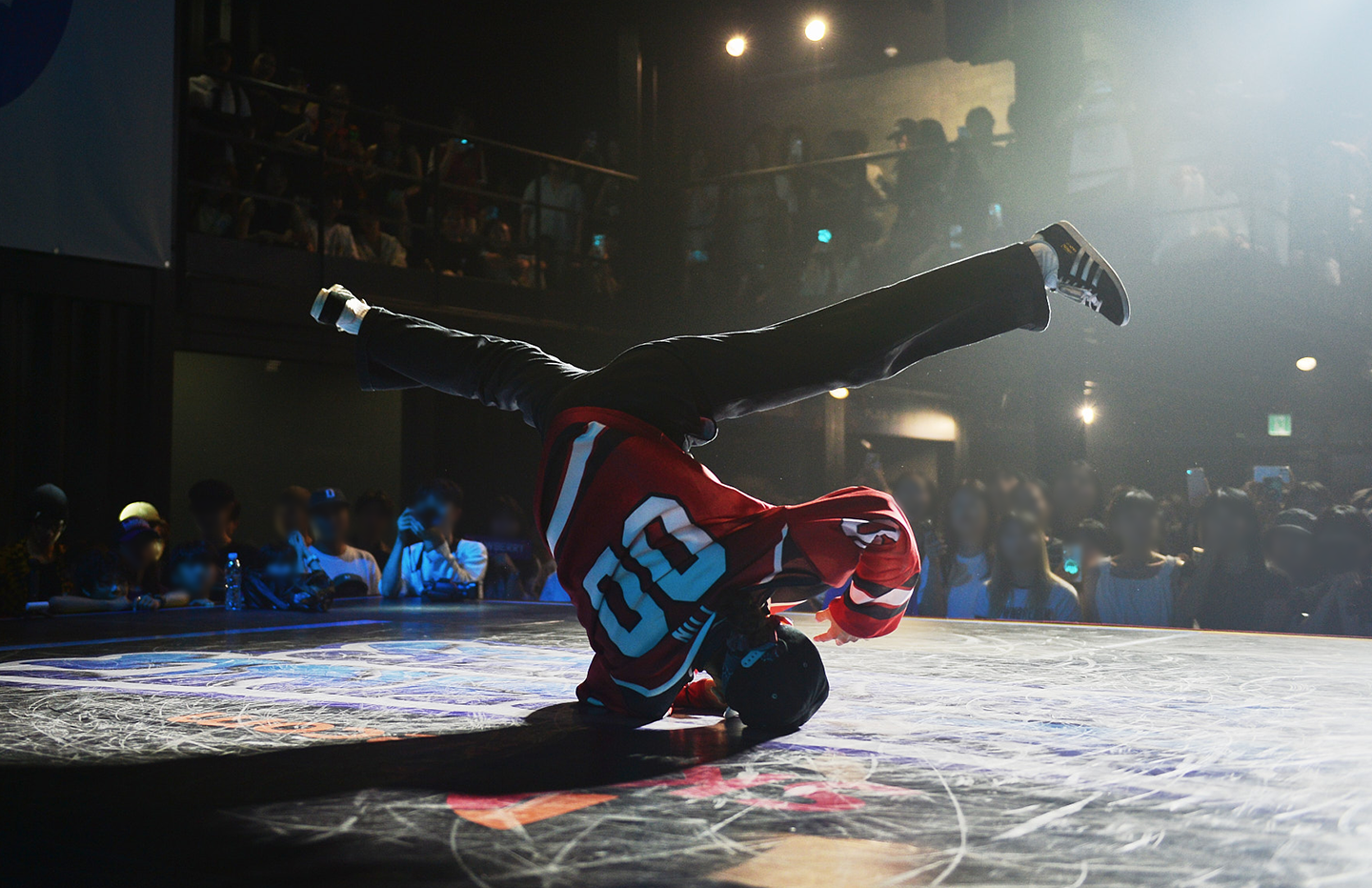 열정 가득한 무대 속으로, SKT 브레이킹 서머 현장