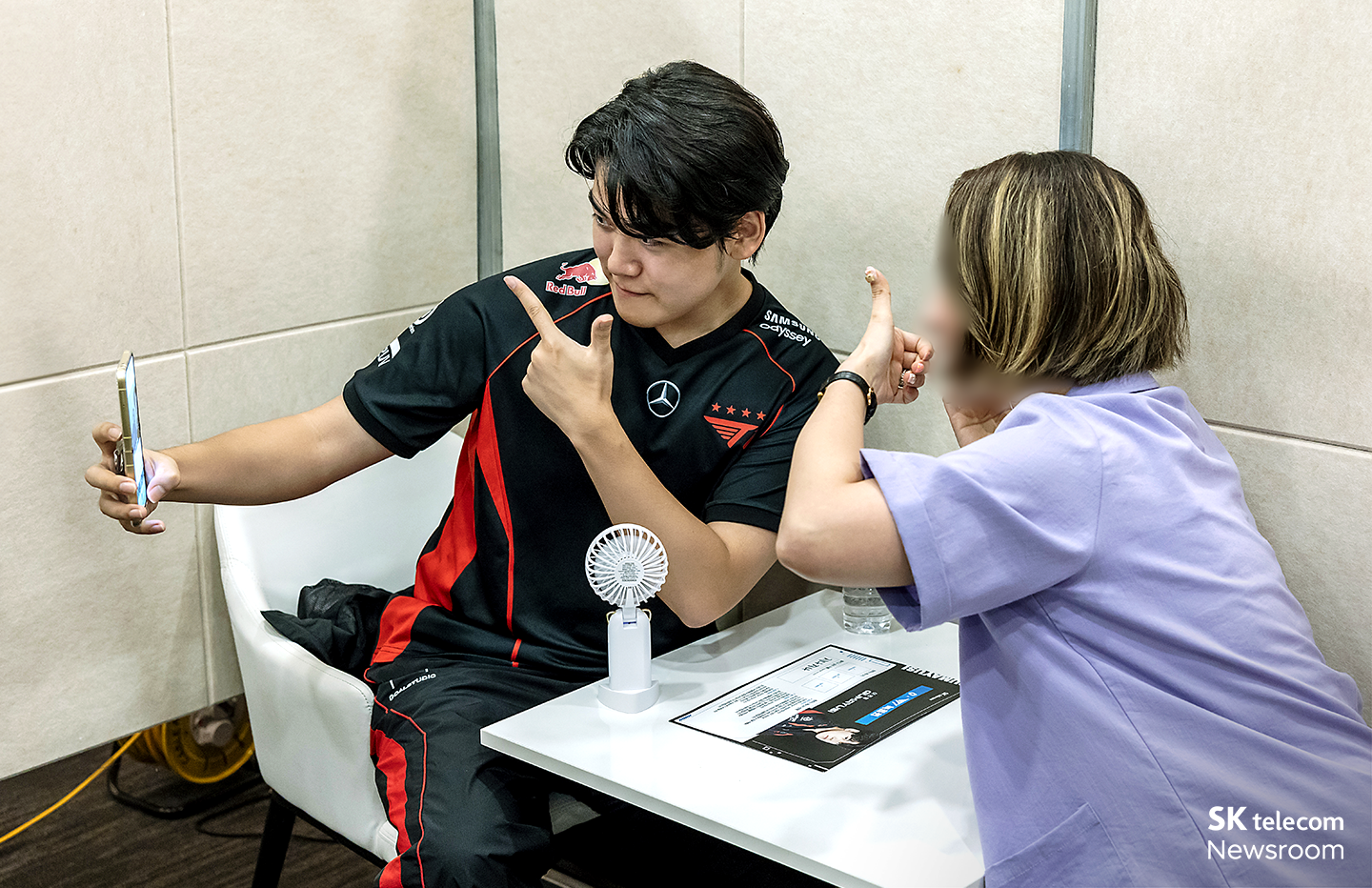 SKT 0청년과 T1 ‘제오페구케’의 만남 0×T1 녹음회 팬미팅 현장