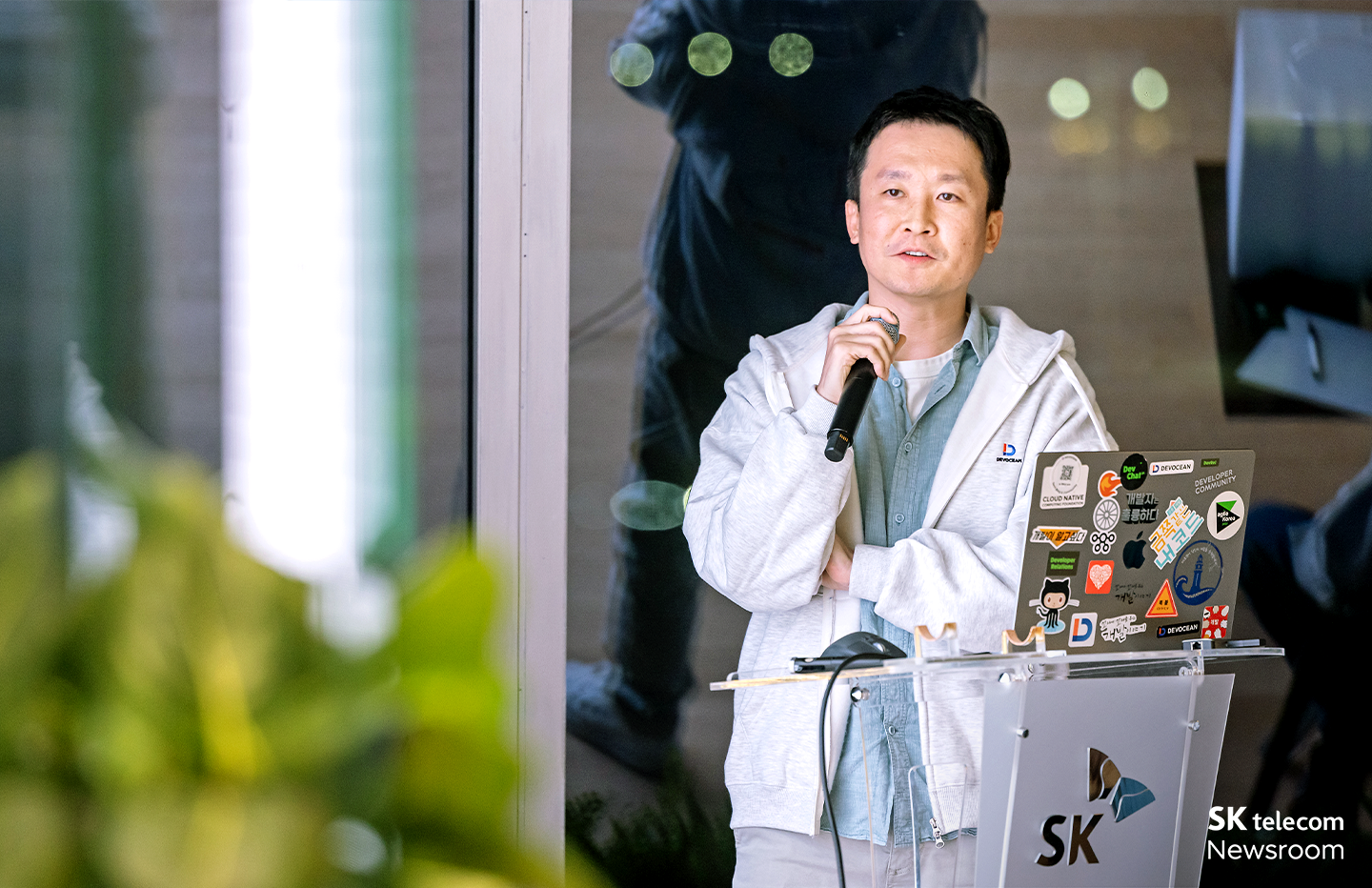 데보션과 함께하는 The Lounge AI 살롱 - AI Native 에이닷 이야기