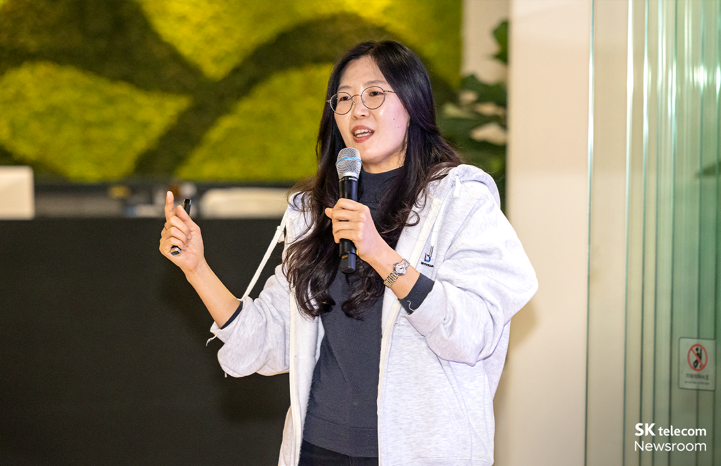 데보션과 함께하는 The Lounge AI 살롱 - AI Native 에이닷 이야기