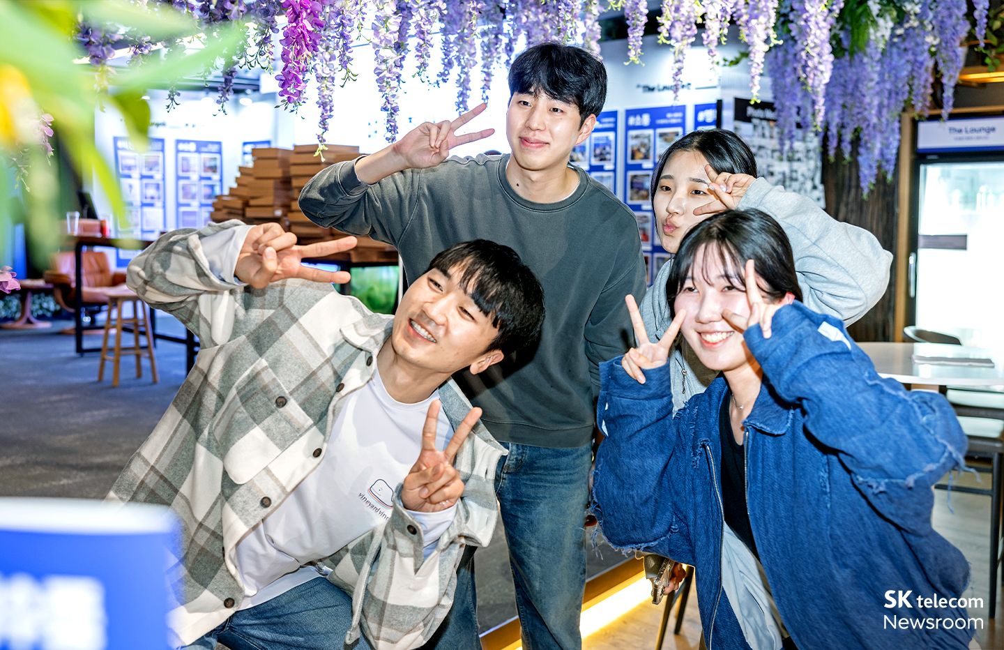 데보션과 함께하는 The Lounge AI 살롱 - AI Native 에이닷 이야기