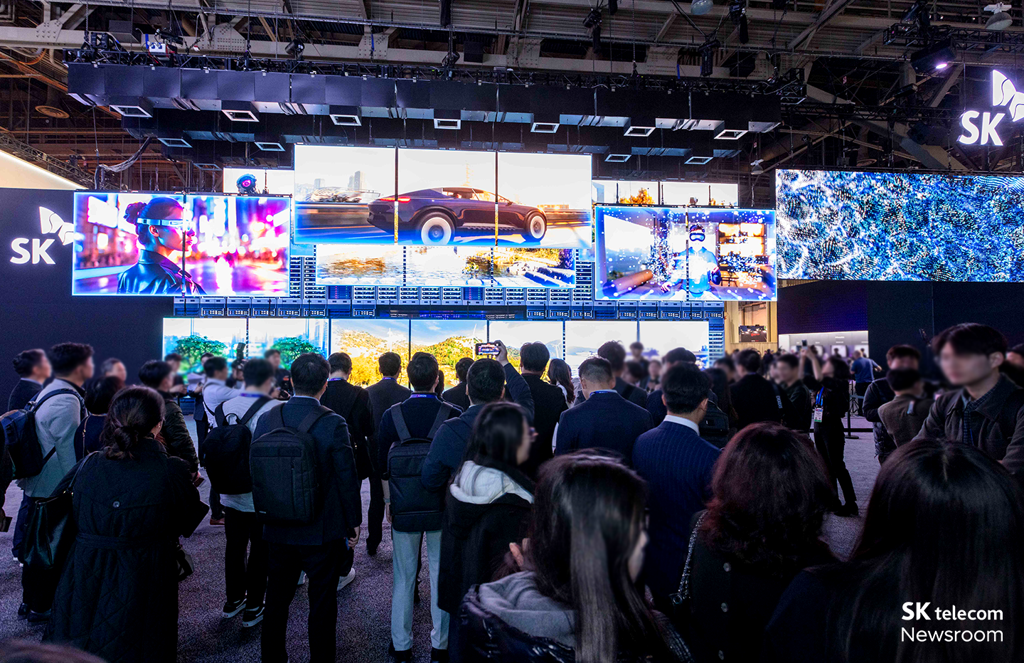 변화의 물결 속으로! CES 2025 트렌드