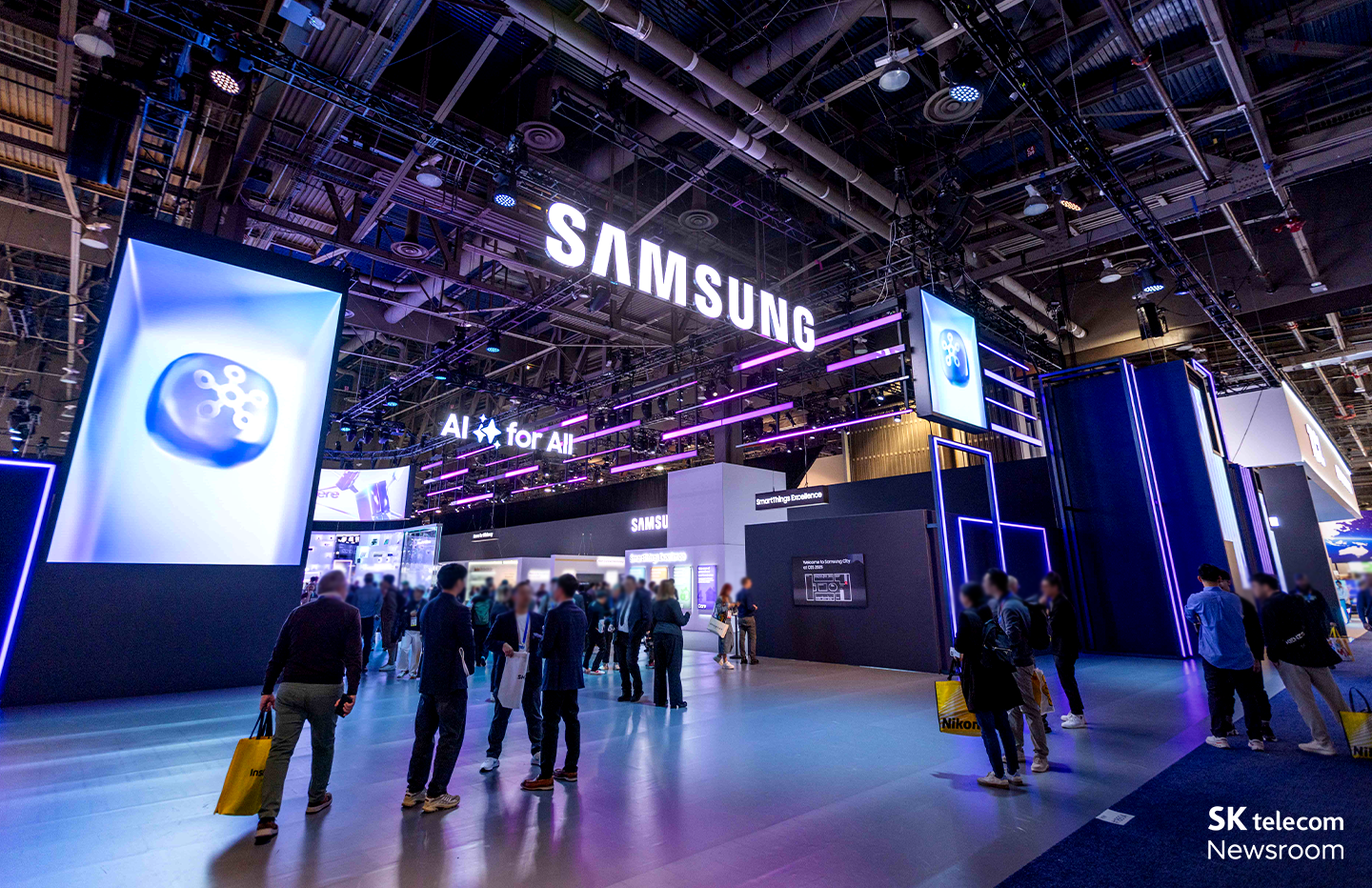 변화의 물결 속으로! CES 2025 트렌드