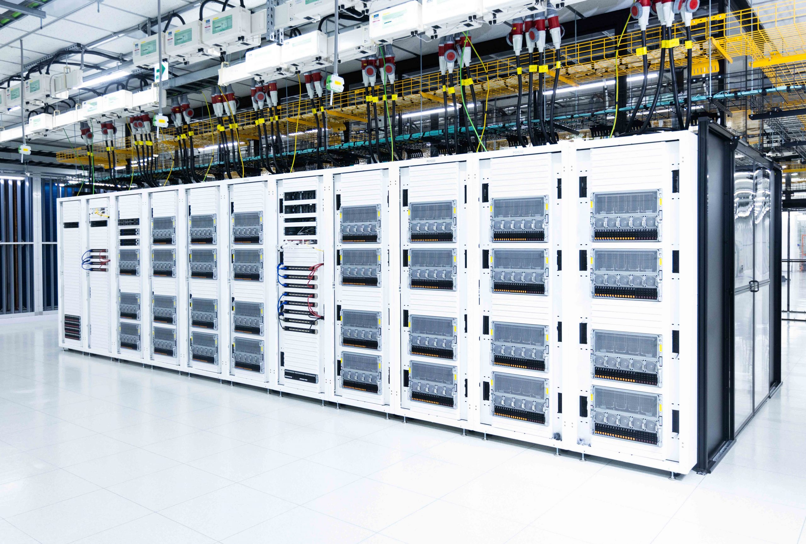 SKT AI 인프라 시장 공략 가속