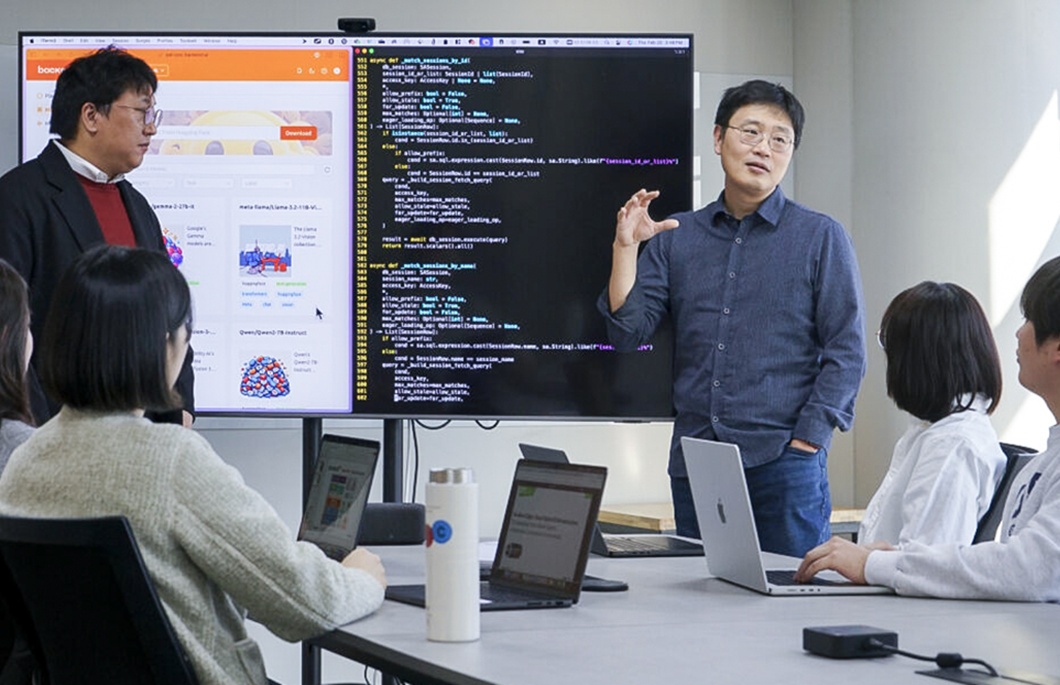 SKT 국가대표AI동맹 ‘K-AI 얼라이언스’ 글로벌 진출 지원 나선다