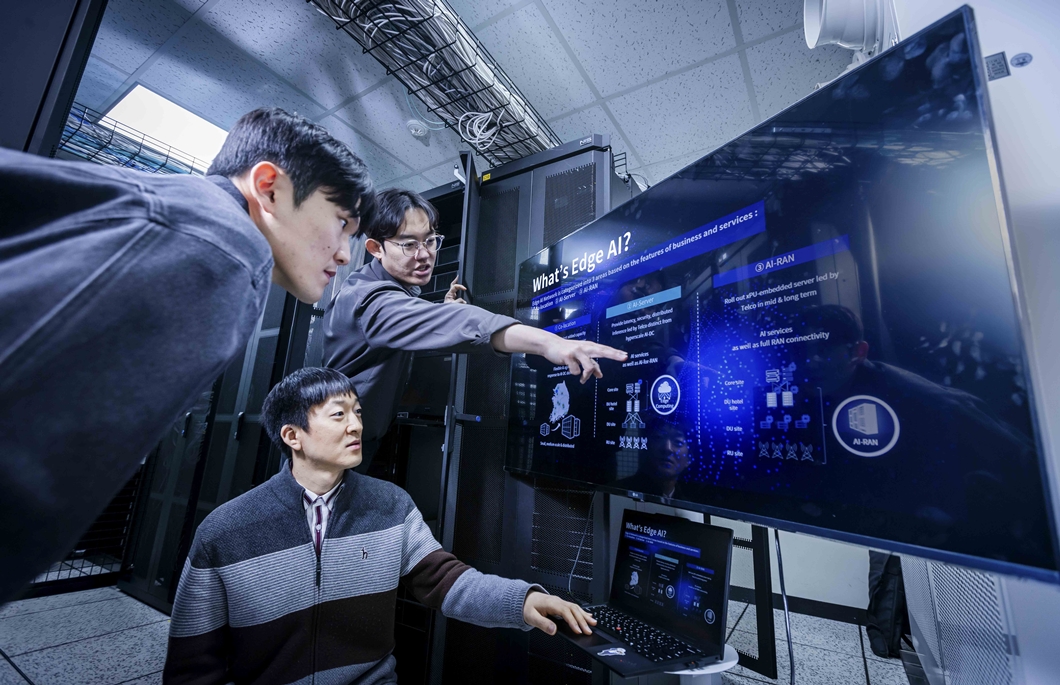 SKT AI 로 가치 높인 통신 기술 MWC25에서 선보인다