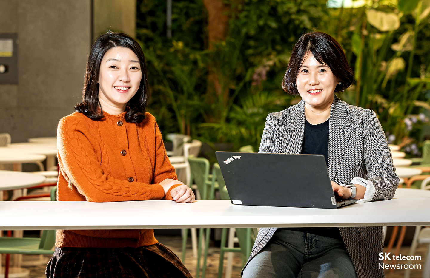 세계 여성의 날 AI 컨택센터 AICC로 혁신과 성장 이끄는 SKT 여성 구성원들_01