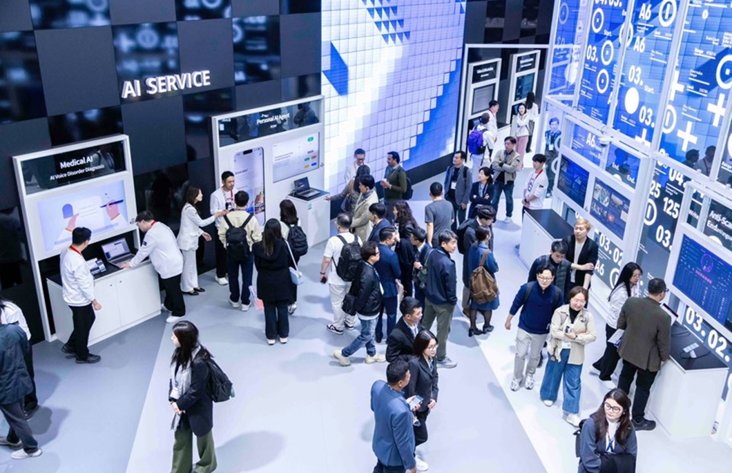 SKT 차별화된 MWC25 전시로 AI 경쟁력 세계에 알렸다