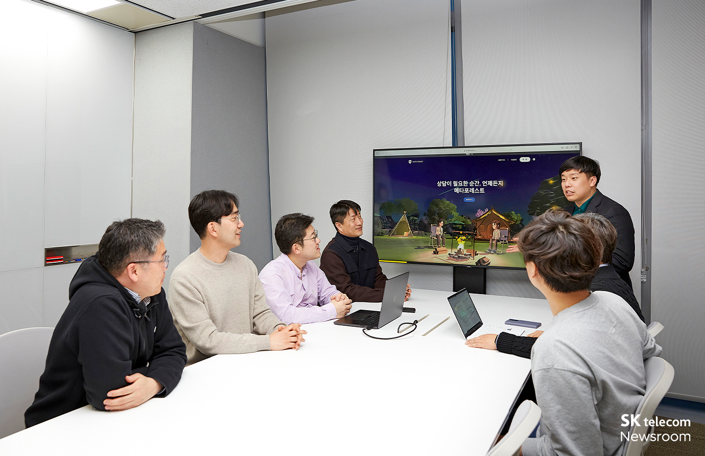 Behind the Scenes of the GLOMO Awards with “Meta Forest,” an AI Metaverse Platform for Psychological Counseling