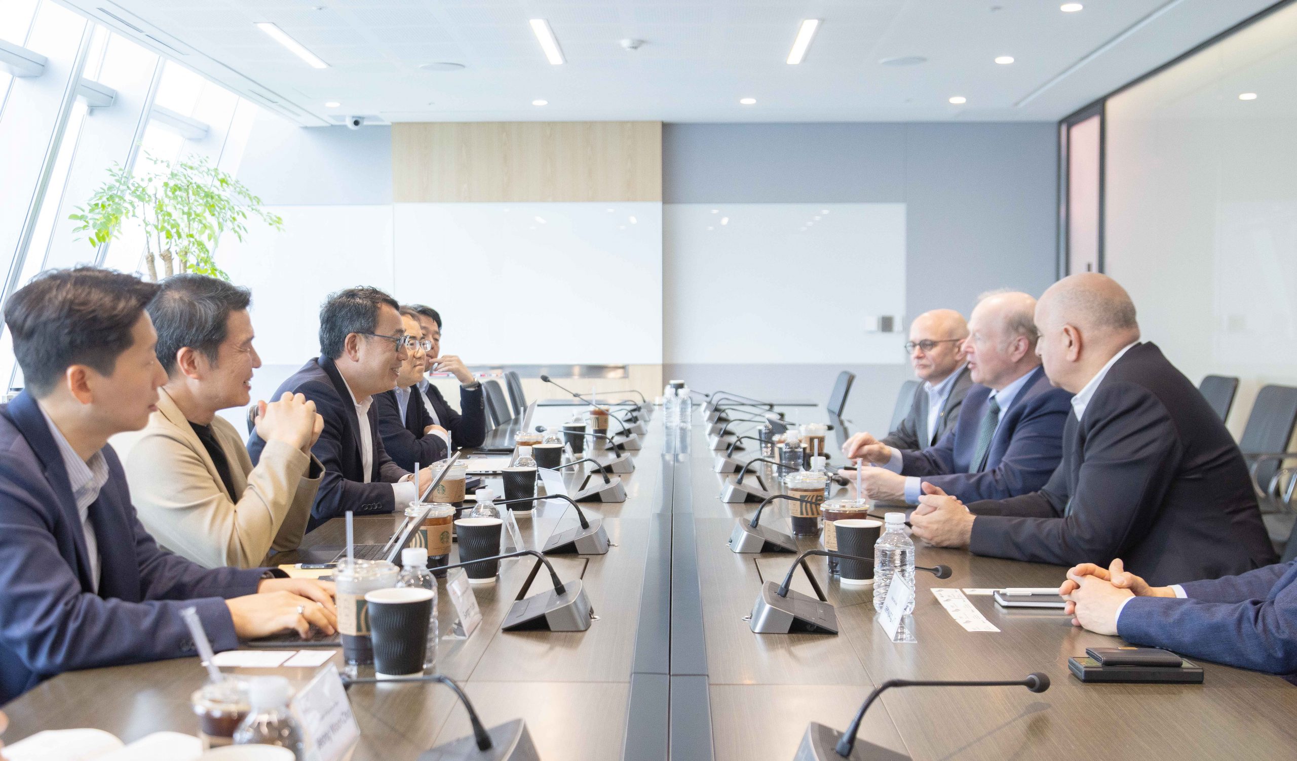 SKT 미국 IonQ와 양자 사업 협력 본격화